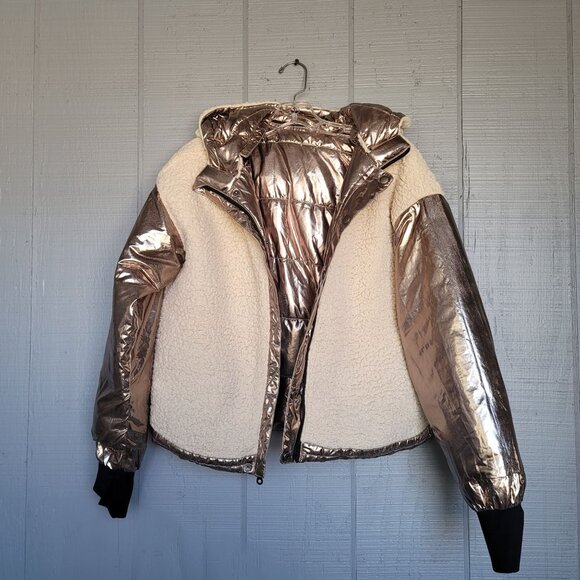 Offline By Aerie Rose Gold Metallic Sherpa Lined Puffer Jacket. Size SP - Picture 5 of 10